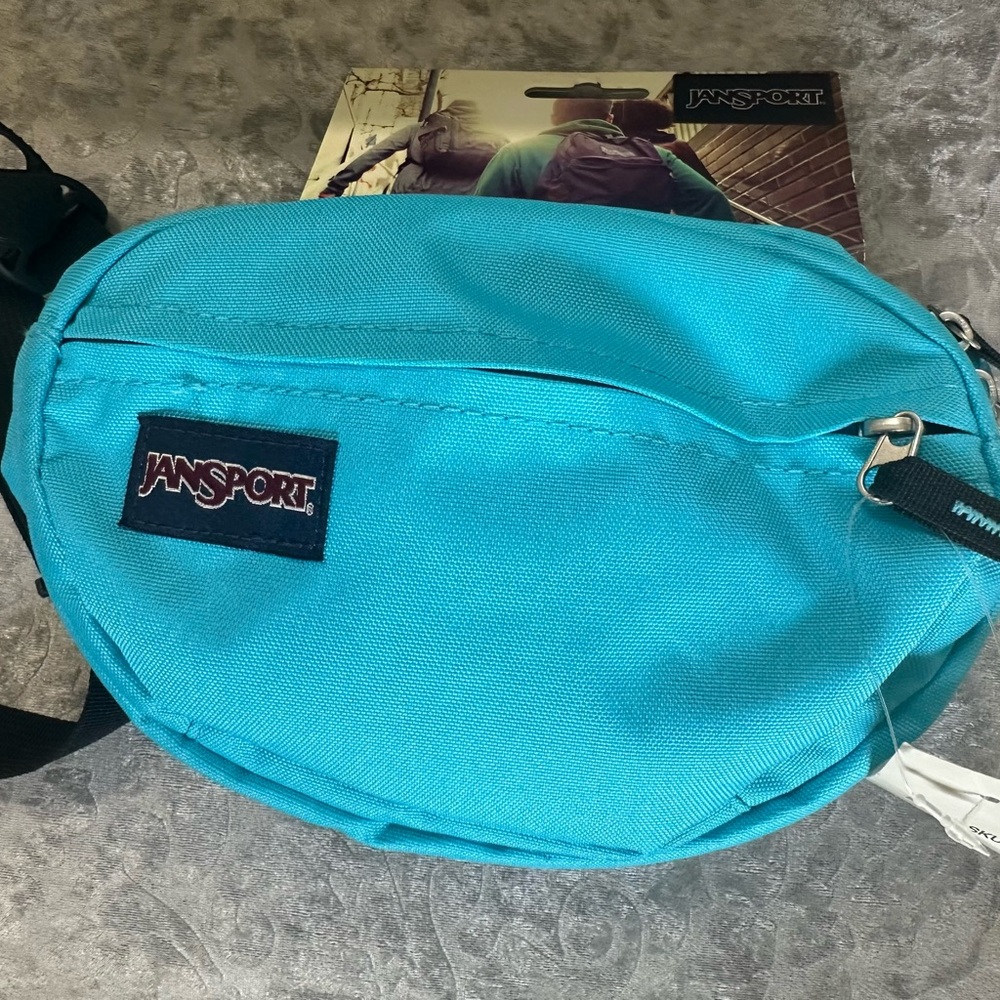 JanSport Blue Belt Bag Durable and Eye-Catching